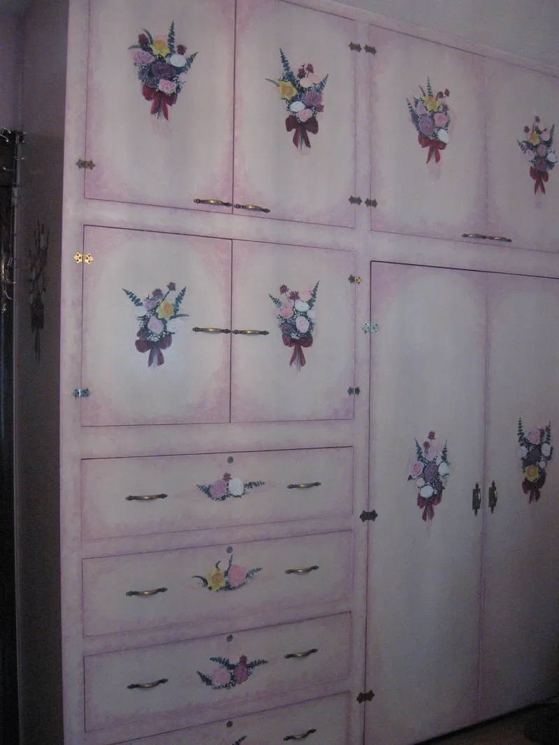 Mural work by Annette Colgrove — 37